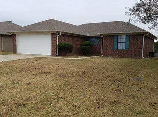 540 Cherub Dr, Conway, AR 72034