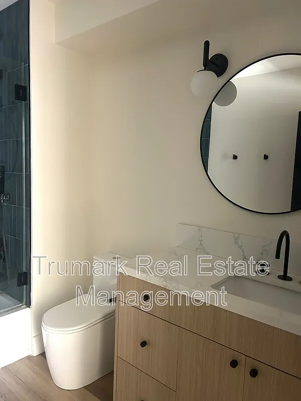 1 bed, 1.0 bath, $2,200 — Photo 4