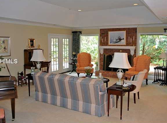 3rd image of 5 Elm Wood Ct