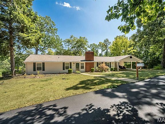 4th image of 9448 Parklind Dr
