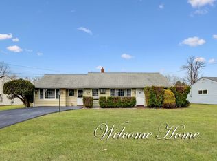 21 Beverly Way, Wayne, NJ 07470