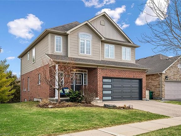 3rd image of 1076 Printery Rd