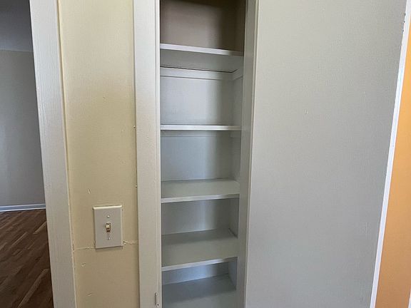 5th image of 729 E 147th St #4E