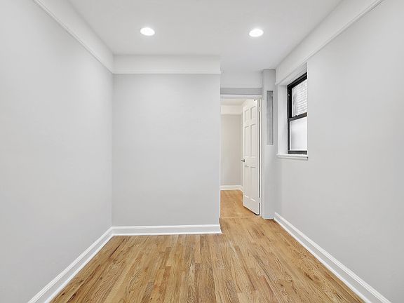 5th image of 324 E 61st St APT 5FW