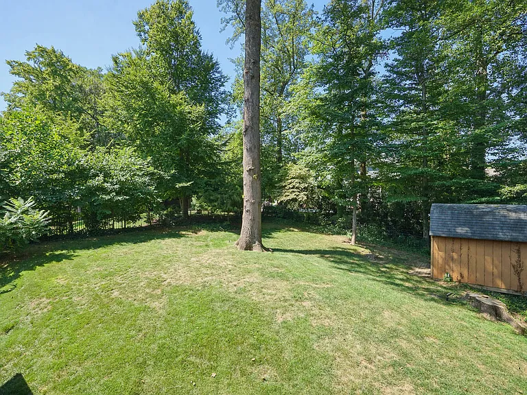 1530 Forest Villa Ln — Photo 76