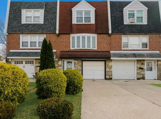 3637 E Crown Ave, Philadelphia, PA 19114