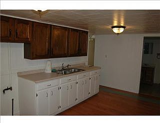 5th image of 301 S Virgil St