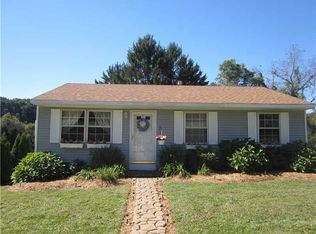201 Dolomite Dr, Monroeville, PA 15146