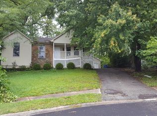 9323 Plumwood Pl, Crestwood, KY 40014