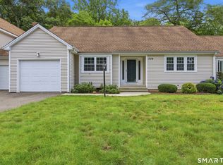 339 Navajo Loop #339, Shelton, CT 06484