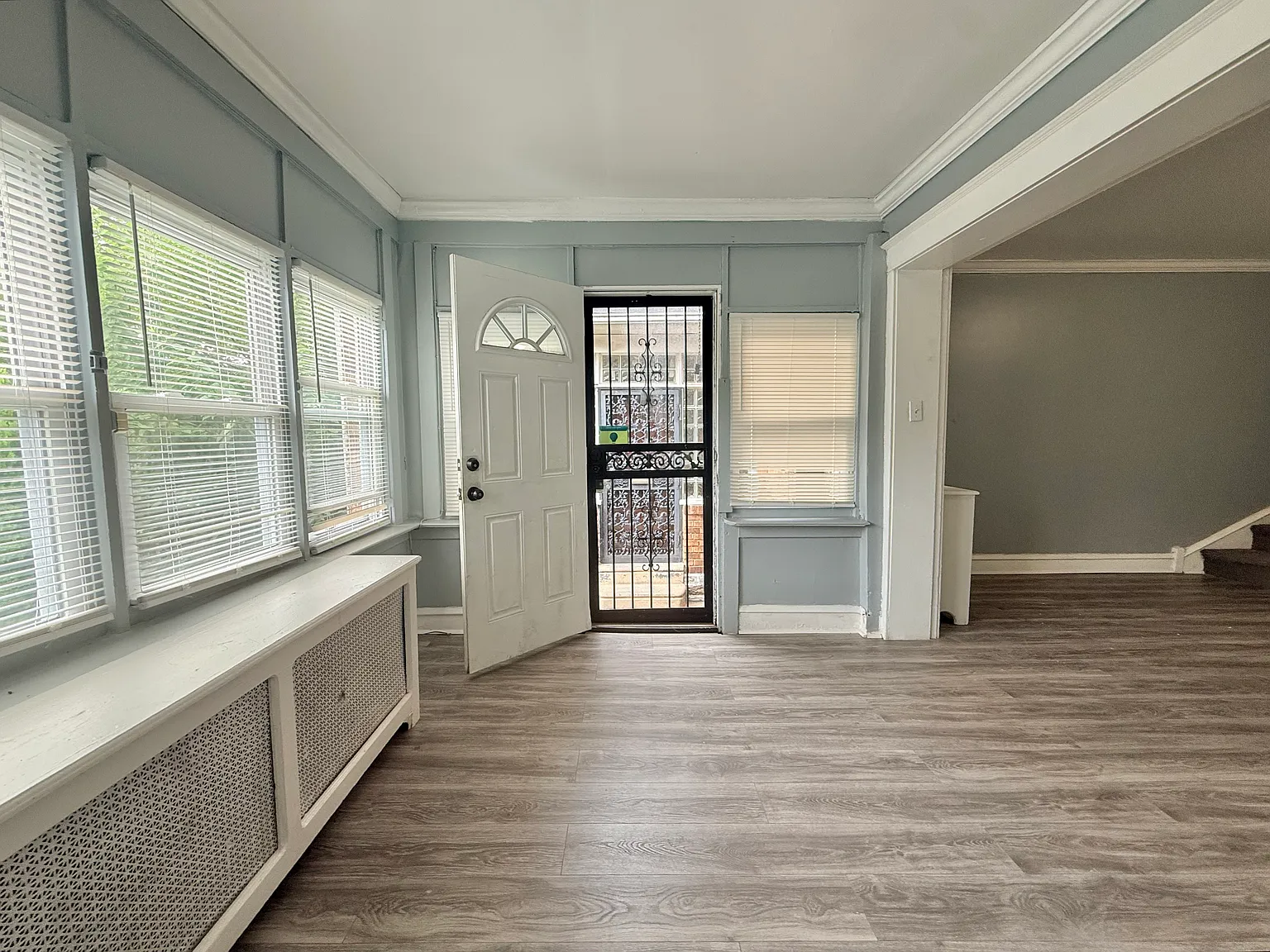 3 bed, 1296 sqft, $1,150 — Photo 1