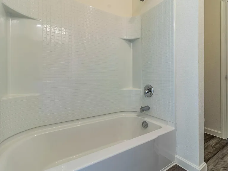 1862 McCree St — Photo 15