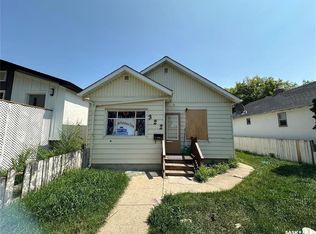 322 H Ave S, Saskatoon, SK S7M1W3