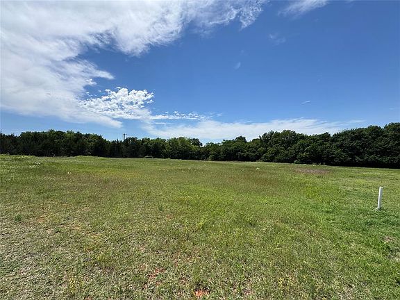 2nd image of 20784 Highland Park Dr #20