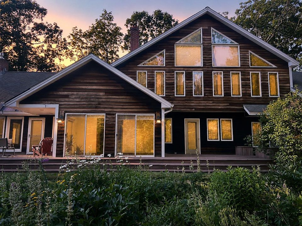 1st image of 160 Pierce Road
