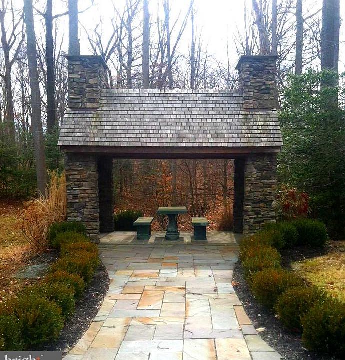 2nd image of 6174 Federal Oak Dr