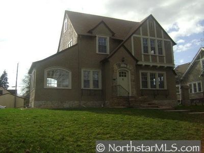 1227 Queen Ave N, Minneapolis, MN, 55411