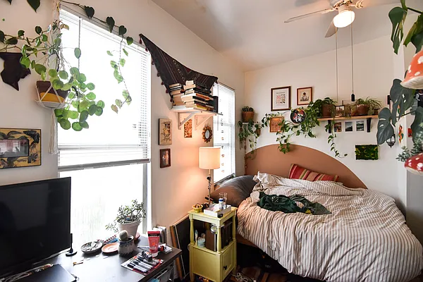 Rented by The Agency | media 4