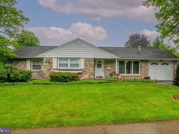 528 Bluebird Rd, Lititz, PA 17543