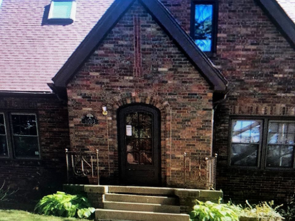 1003 W 17th St Davenport, IA 52804