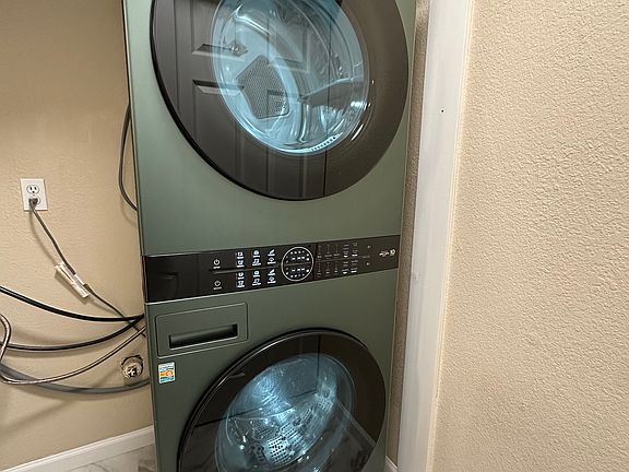 4th image of 14636 NE 45th St APT C7