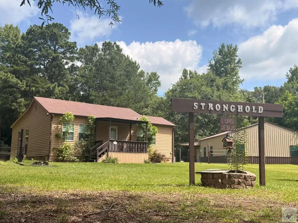 217 Roosevelt Rd, Hooks, TX 75561