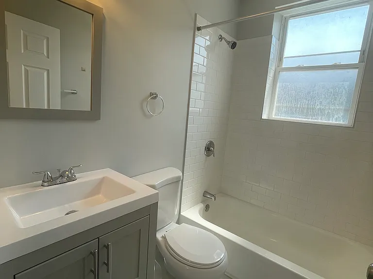 1608 W Wallen Ave #1 — Photo 8