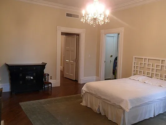 Rented by Sotheby's International Realty | media 22