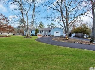 60 Tuttle Ave, Eastport, NY 11941