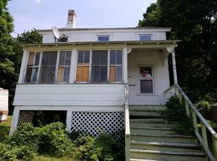 110 Hudson Ave, Poughkeepsie, NY 12601