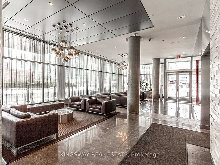 4 H Spadina Ave #1111 — Photo 2