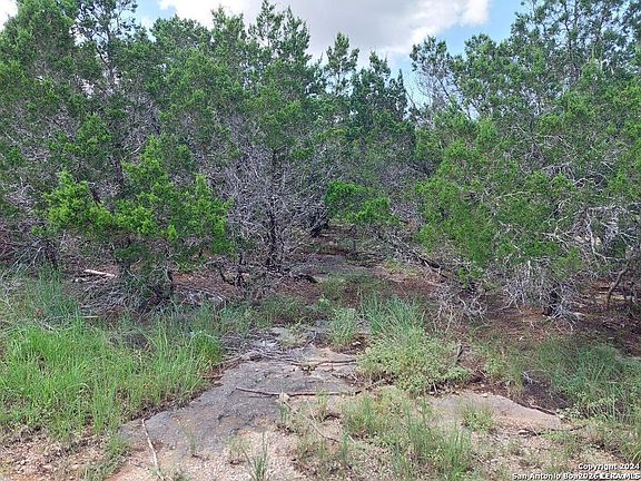 4th image of 621 GLEN OAKS DR LOT 313