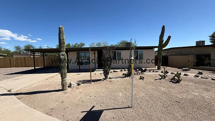 3243 W Bartlett Pl — Photo 1