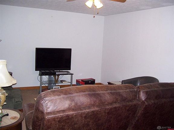 3rd image of 605 Overla Blvd