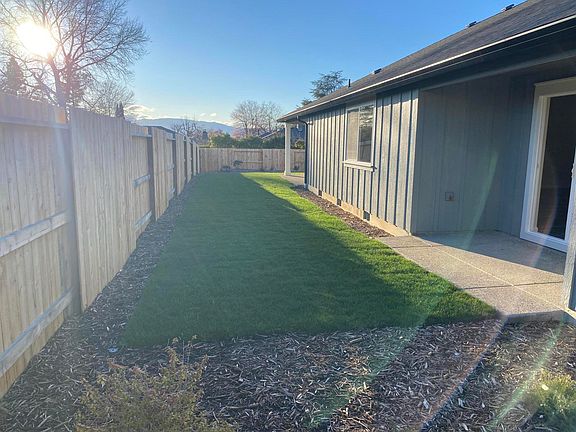 4th image of 3360 Bryson Way