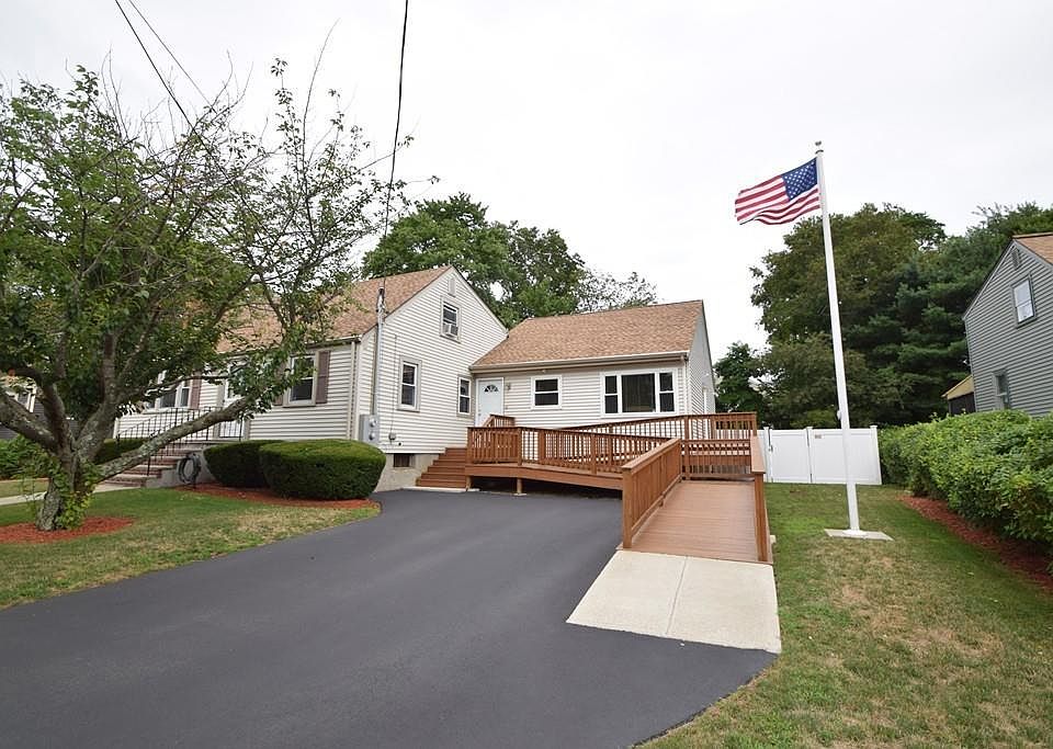 1st image of 14 Glen Ln