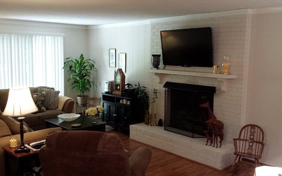 4th image of 5960 Meadow Ln