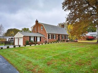 883 Meadowbrook Rd, Blue Bell, PA 19422