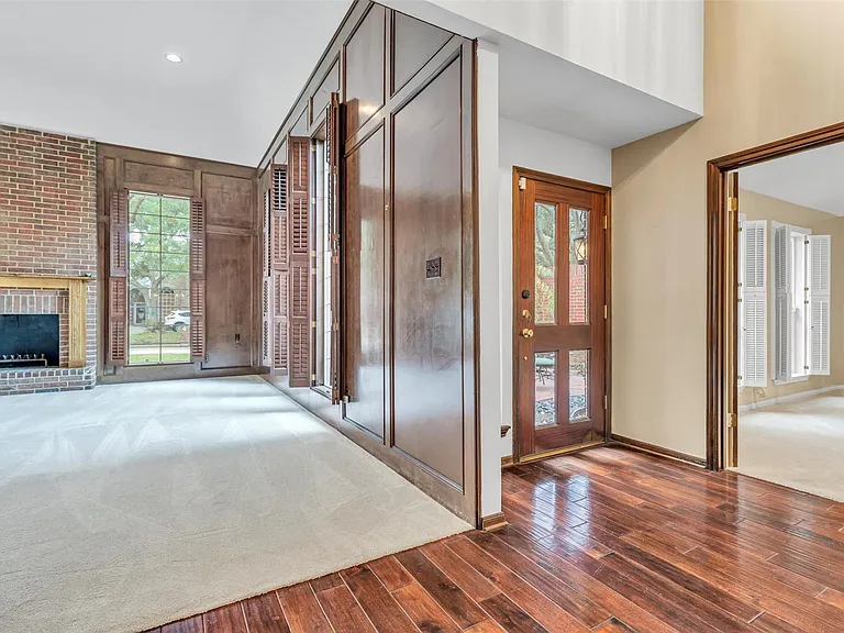 1127 Barkston Dr — Photo 15