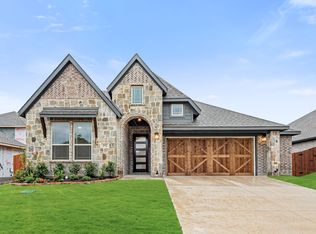 292 Resting Place Rd, Waxahachie, TX 75165