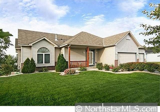 Home for Sale in Shakopee, MN $254,900
