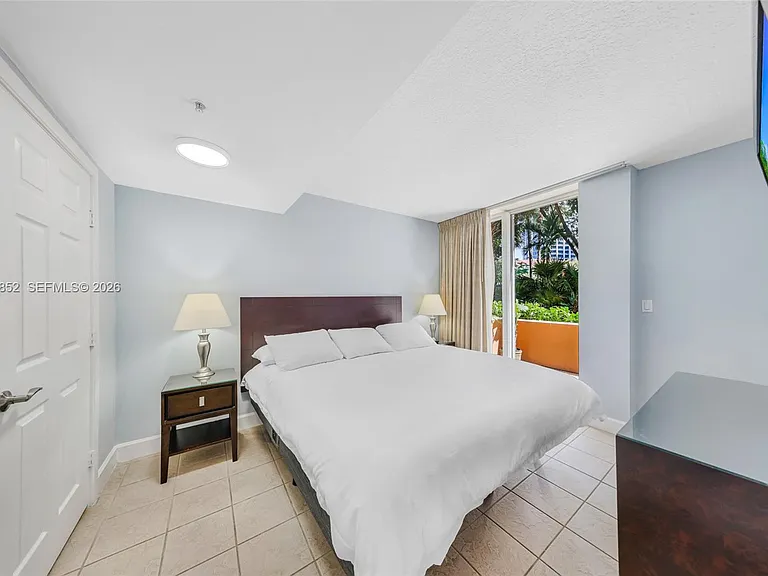 2951 S Bayshore Dr #215 — Photo 19