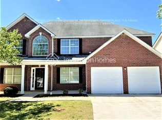 6795 Foxfire Pl, Atlanta, GA 30349
