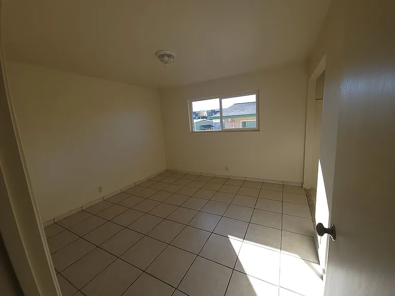 1134 Parkside St — Photo 7