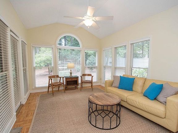 2nd image of 106 Wexford Way