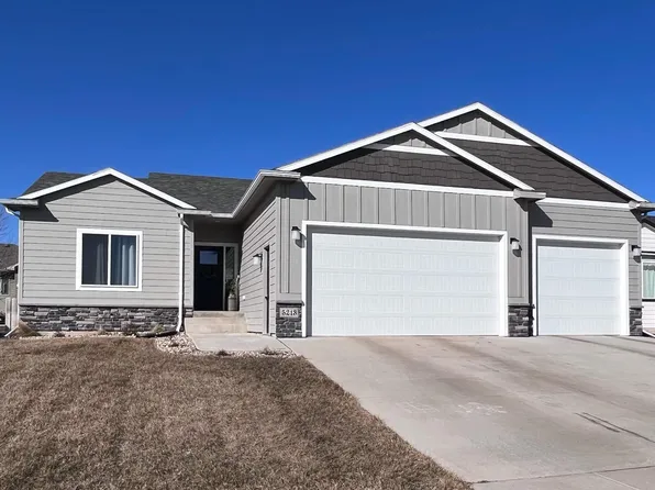 5213 S Eastwind Ave, Sioux Falls, SD 57108