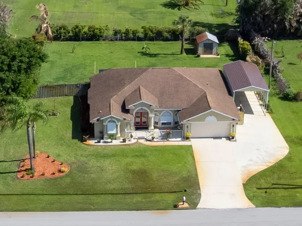 2025 SE Allamanda Drive, Port St Lucie, FL 34952