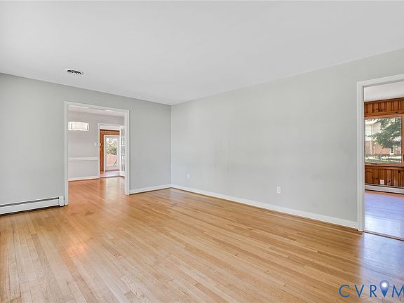3rd image of 7605 Golfview Ave
