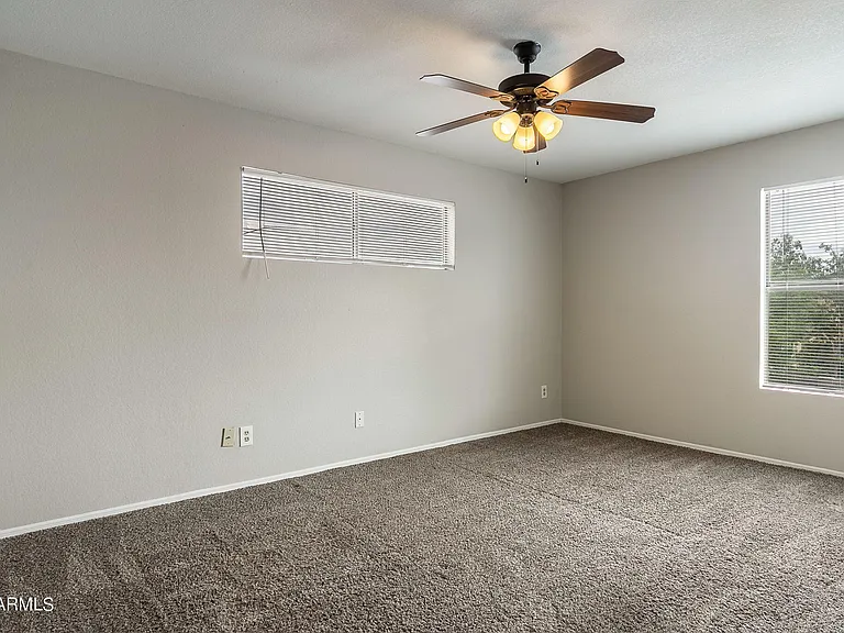 619 E Jensen St #7 — Photo 16