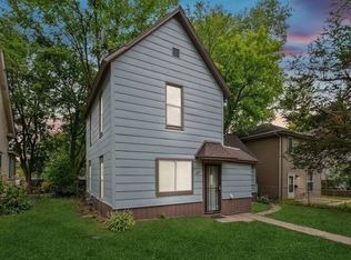 3020 Queen Ave N, Minneapolis, MN 55411